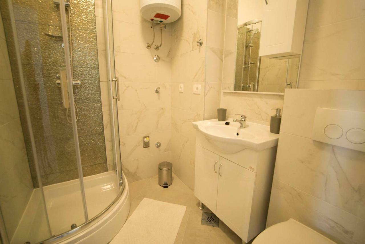 Apartman Neyra 3 Split Buitenkant foto